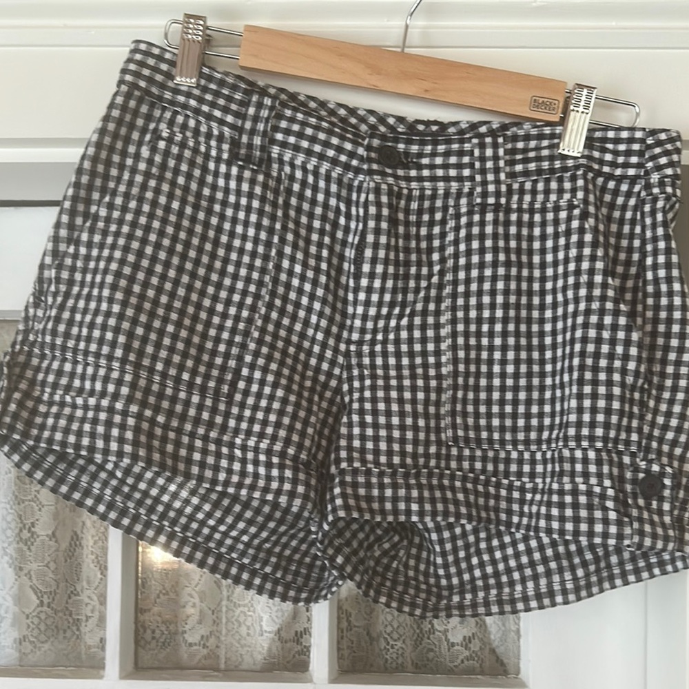 Gap Aubrey cotton linen blend blue white gingham shorts.  Size 10